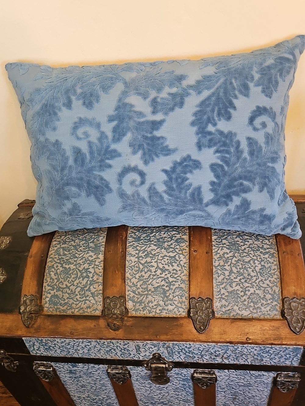 Deco Pillow - Picture 6 of 6